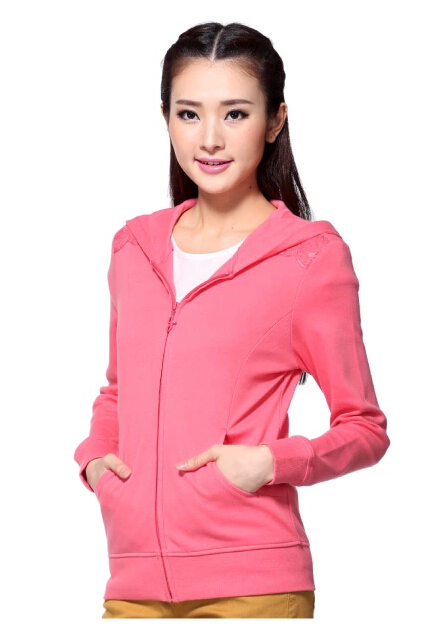 女款時尚連帽衛(wèi)衣